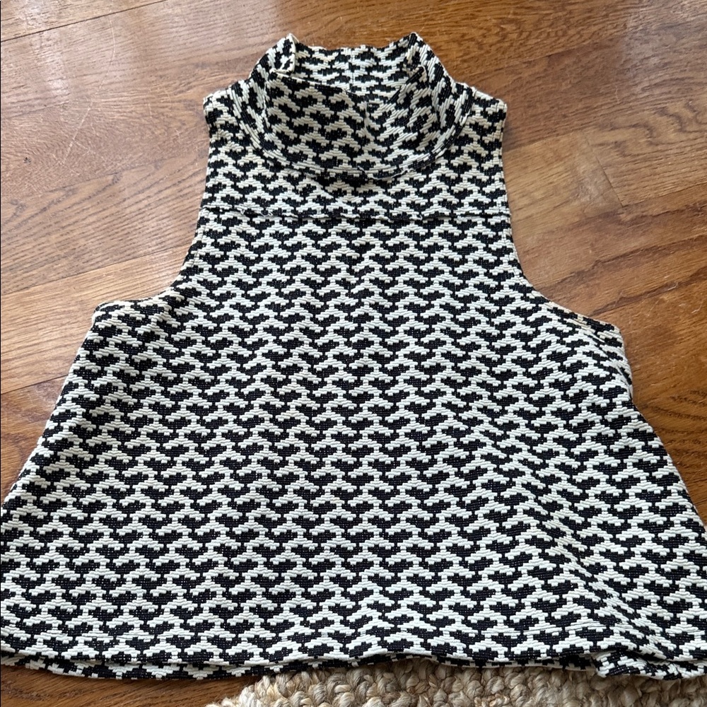 Sleeveless Black & White Knit Mock Neck Tank Top